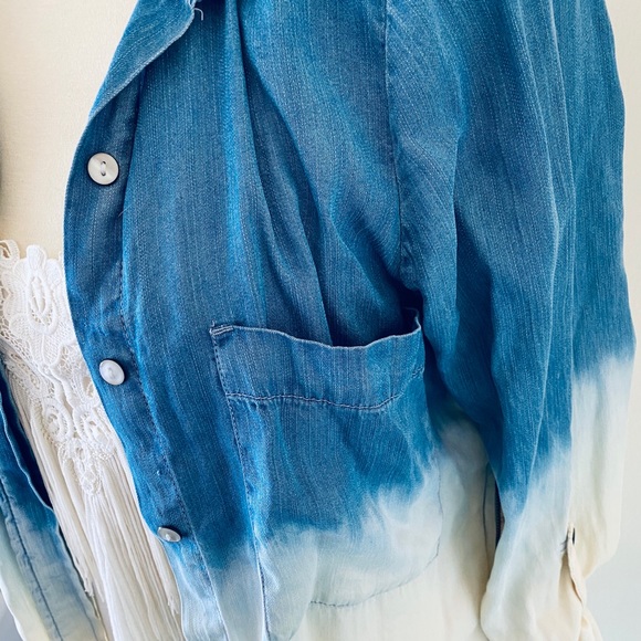 BKE red Blue Off White Dip Dye Button Up Zip Side - Picture 8 of 12